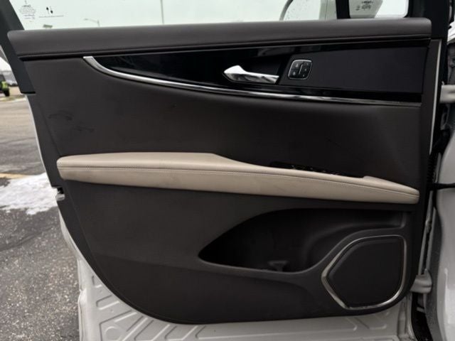 2022 Lincoln Nautilus Standard