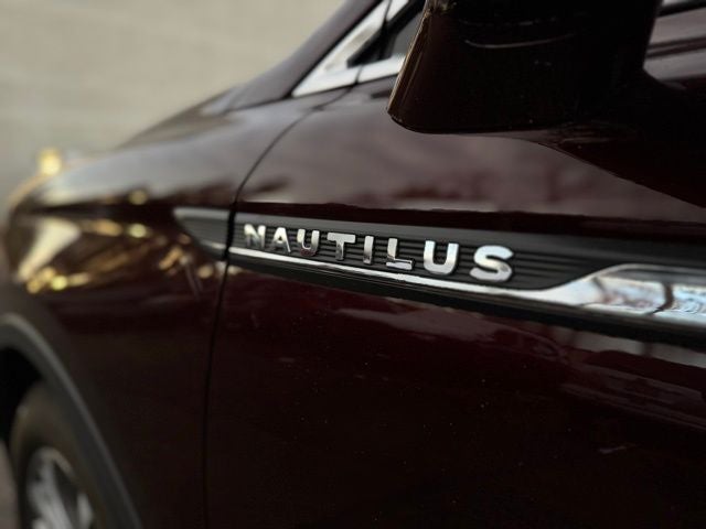 2023 Lincoln Nautilus Standard