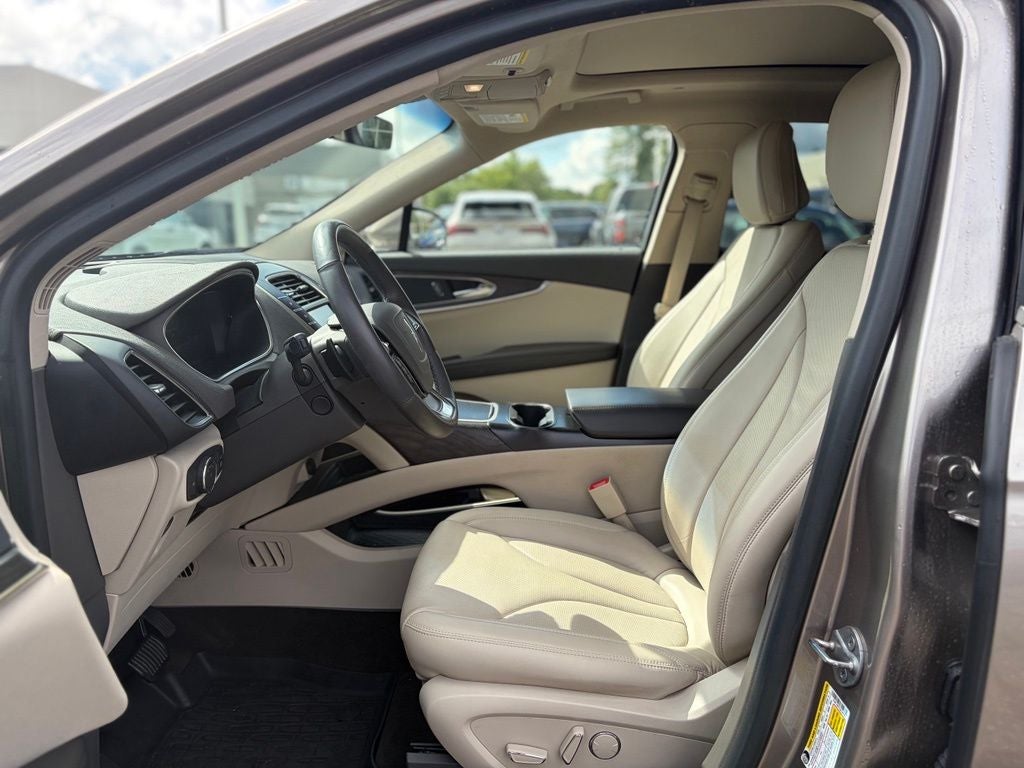 2020 Lincoln Nautilus Reserve