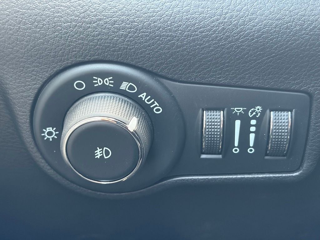 2024 Jeep Compass Latitude Lux FWD