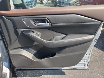 2023 Nissan Rogue SL Intelligent AWD