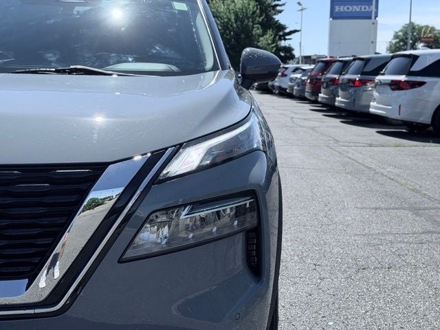 2023 Nissan Rogue SL Intelligent AWD