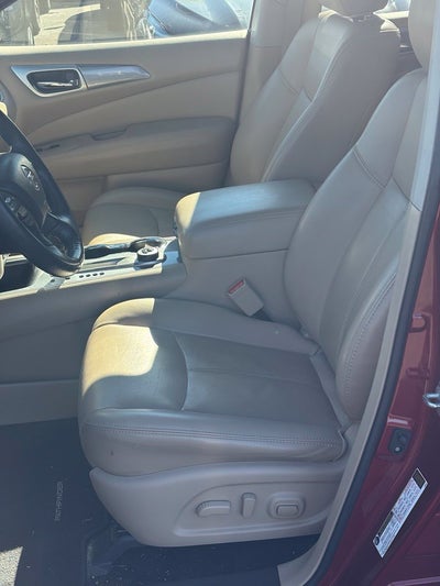 2018 Nissan Pathfinder SL