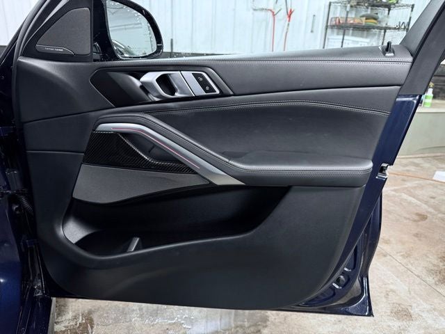 2025 BMW X6 M60i