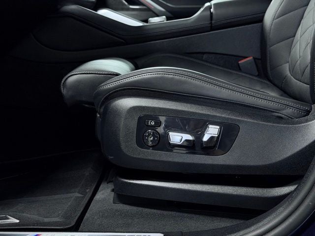 2025 BMW X6 M60i