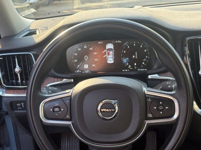 2022 Volvo S60 B5 Momentum