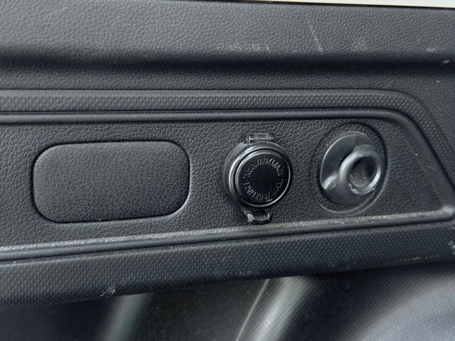 2023 Subaru Forester Base