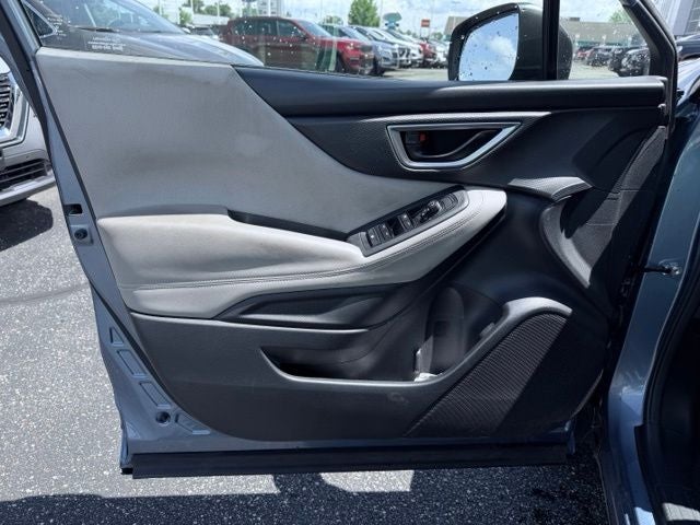 2023 Subaru Forester Base