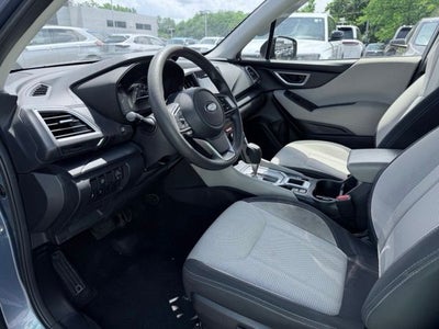 2023 Subaru Forester Base