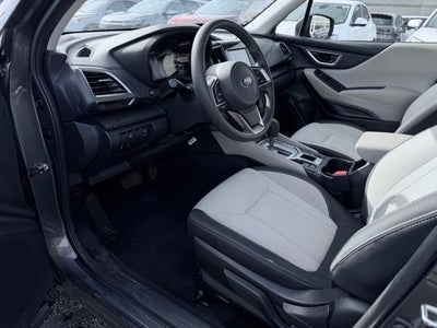 2023 Subaru Forester Base