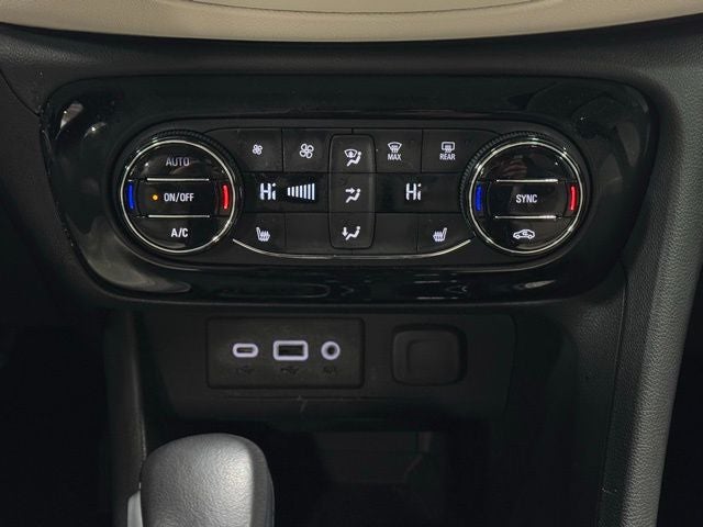 2023 Buick Encore GX Essence FWD