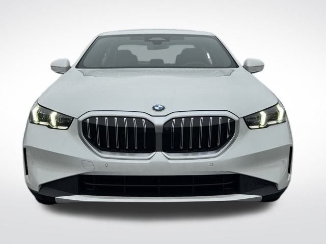 2026 BMW 5 Series xDrive