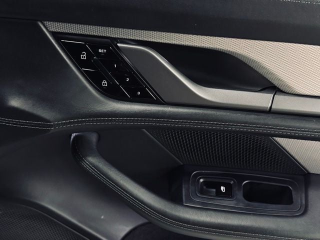 2020 Porsche Taycan Turbo