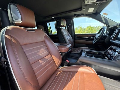 2023 GMC Yukon XL Denali Ultimate