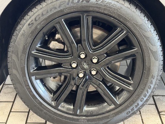 2022 Ford Edge ST Line