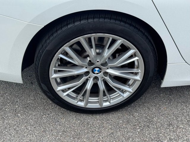 2023 BMW 3 Series 330i