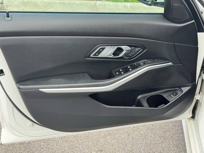 2023 BMW 3 Series 330i