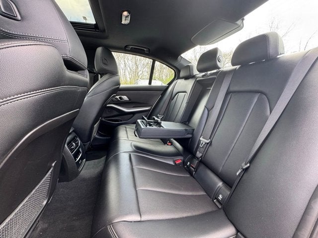 2023 BMW 3 Series 330i