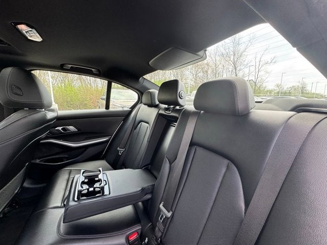 2023 BMW 3 Series 330i