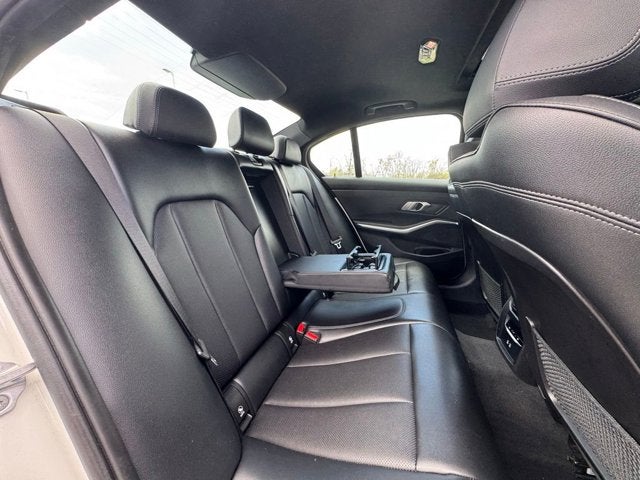 2023 BMW 3 Series 330i