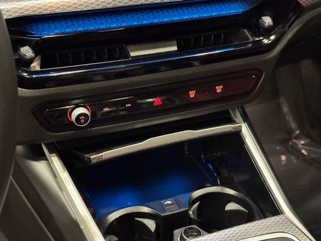 2025 BMW 3 Series 330i xDrive