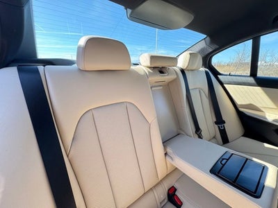 2024 BMW 3 Series 330i xDrive