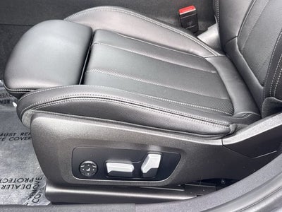 2024 BMW 3 Series 330i xDrive
