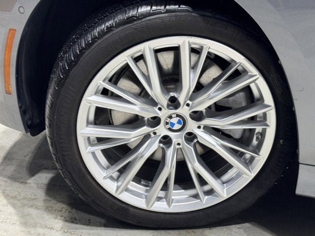 2024 BMW 3 Series 330i xDrive