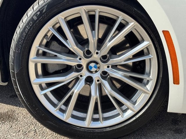 2023 BMW 3 Series 330i xDrive