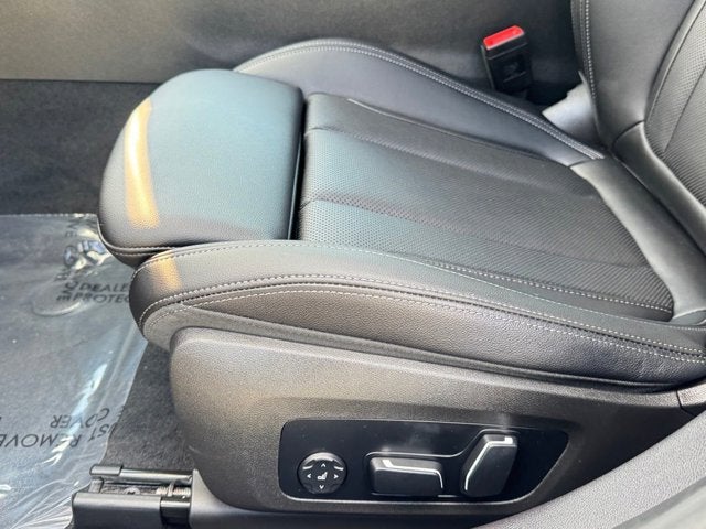 2024 BMW 3 Series 330i xDrive