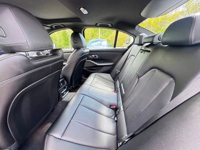 2024 BMW 3 Series 330i xDrive