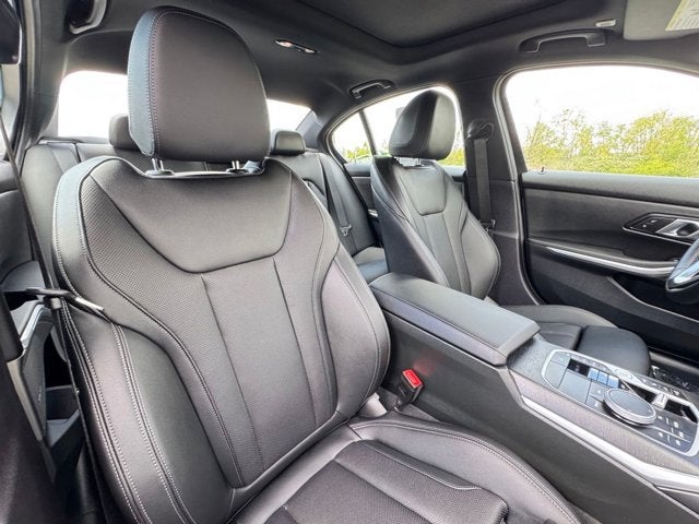 2024 BMW 3 Series 330i xDrive