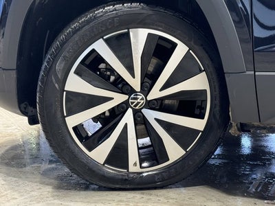 2024 Volkswagen Taos SE