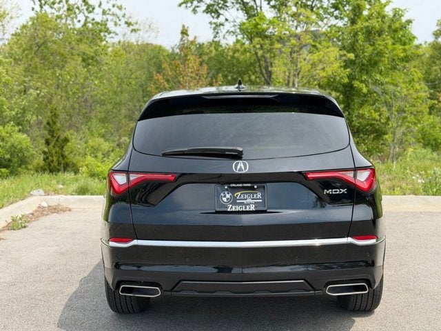 2023 Acura MDX w/Technology Package