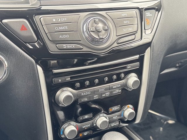 2020 Nissan Pathfinder S