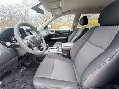 2020 Nissan Pathfinder S