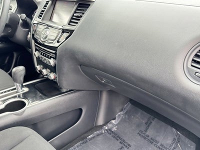 2020 Nissan Pathfinder S