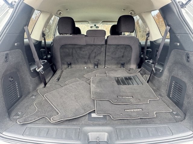 2020 Nissan Pathfinder S