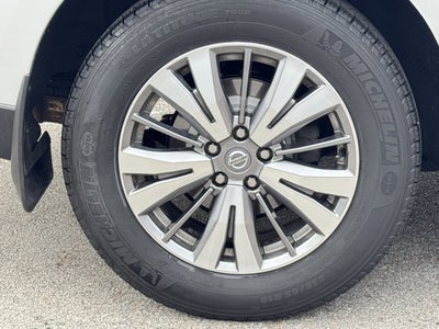 2020 Nissan Pathfinder S