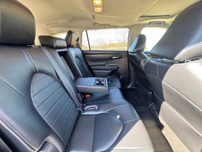 2023 Toyota Highlander XLE