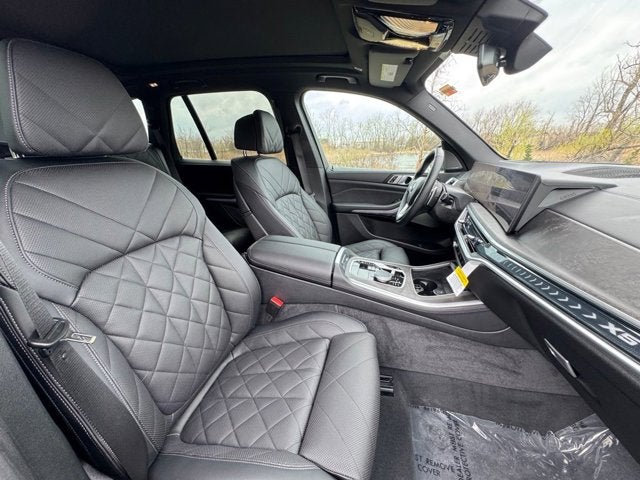 2025 BMW X5 xDrive40i