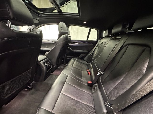 2023 BMW X4 xDrive30i