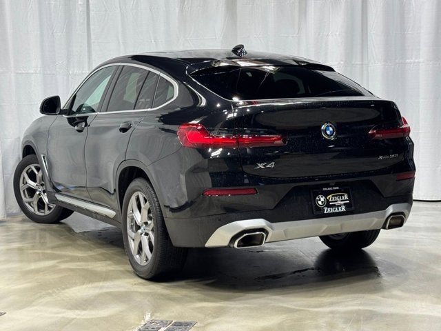 2023 BMW X4 xDrive30i