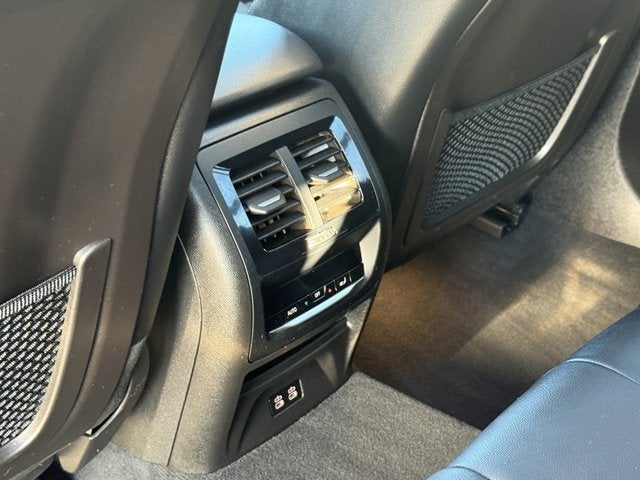 2023 BMW X4 xDrive30i