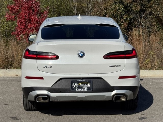 2023 BMW X4 xDrive30i