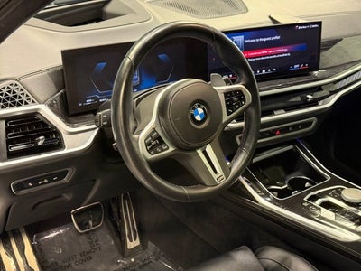 2025 BMW X7 M60i