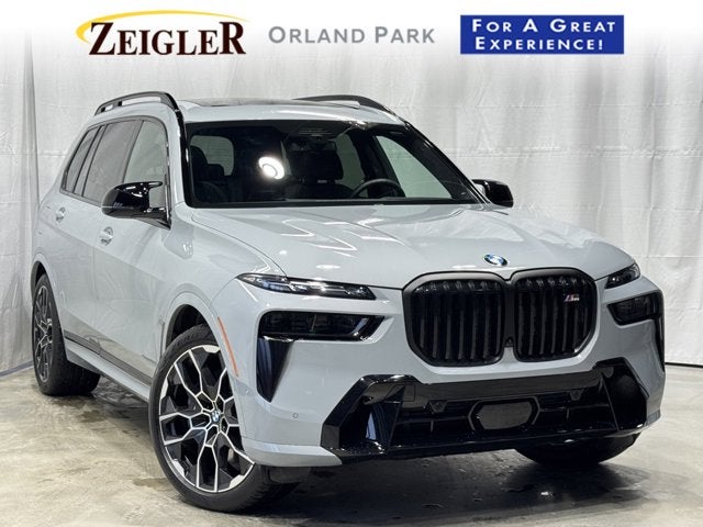2025 BMW X7 M60i