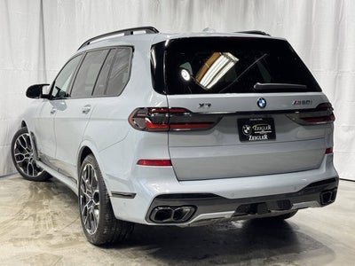 2025 BMW X7 M60i