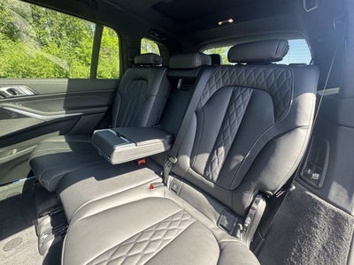 2026 BMW X7 M60i