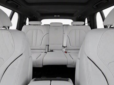 2027 BMW X7 M60i